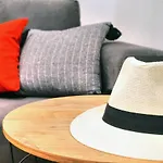 F&X City House